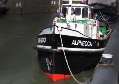 Alphecca – Tugboat