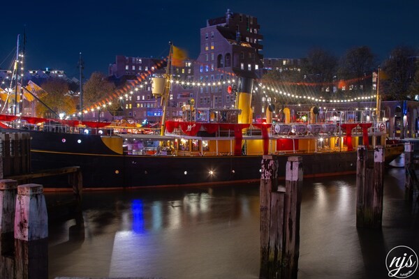 Pakjesboot van Sinterklaas weer in de Erfgoedhavens