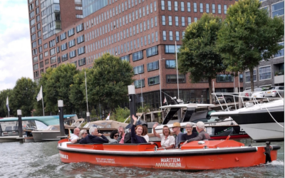 Oproep schippers op de waterbus Maritiem Museum Rotterdam